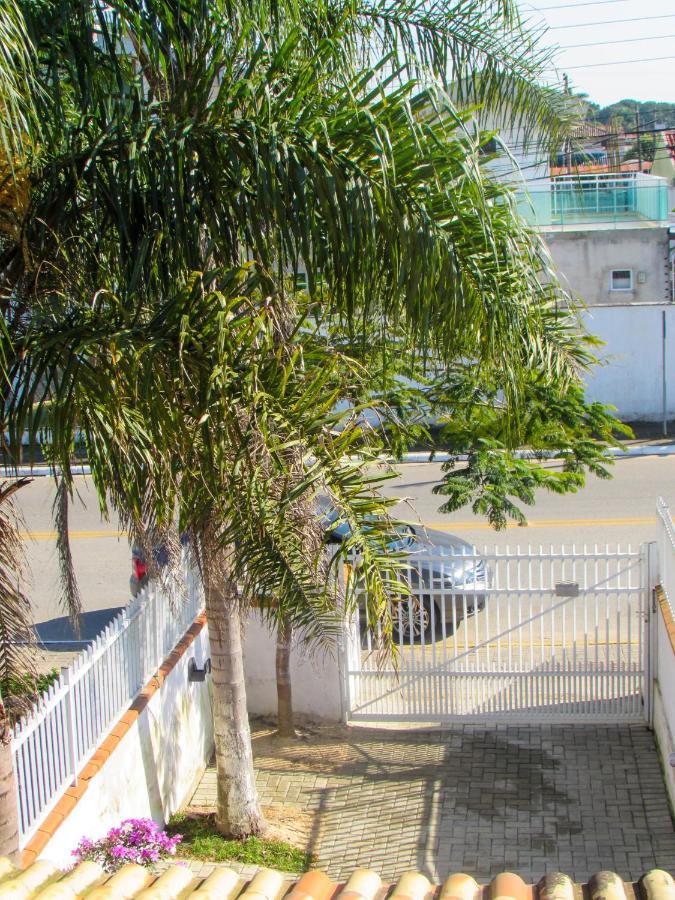 Casa Inteira,Total Privacidade Em Area Nobre, 2 Quadra Do Mar Picarras Exterior photo